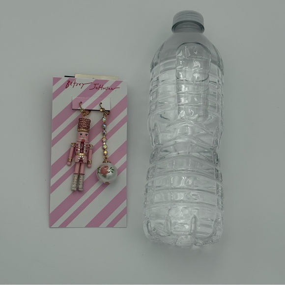 ⭐ Betsey Johnson Pink Nutcracker Pearl Ornament Earrings - Picture 6 of 6
